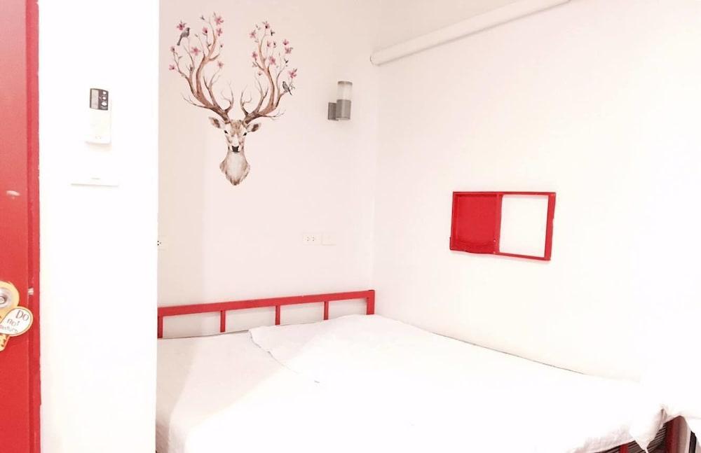 Jellybean Ezy Hostel Sathorn Μπανγκόκ Εξωτερικό φωτογραφία