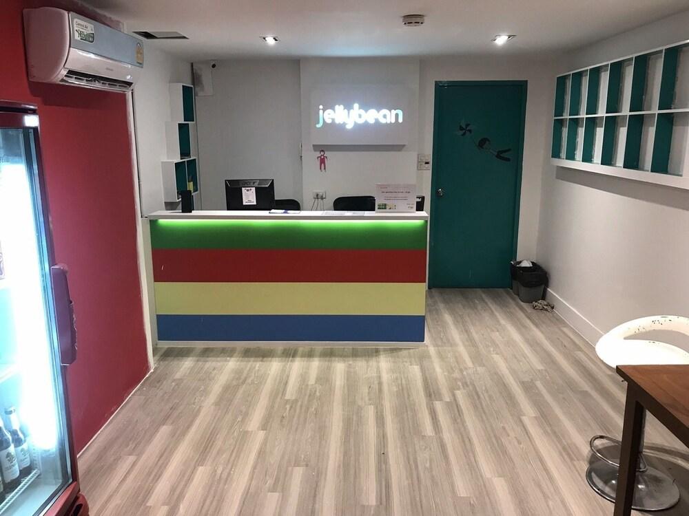 Jellybean Ezy Hostel Sathorn Μπανγκόκ Εξωτερικό φωτογραφία