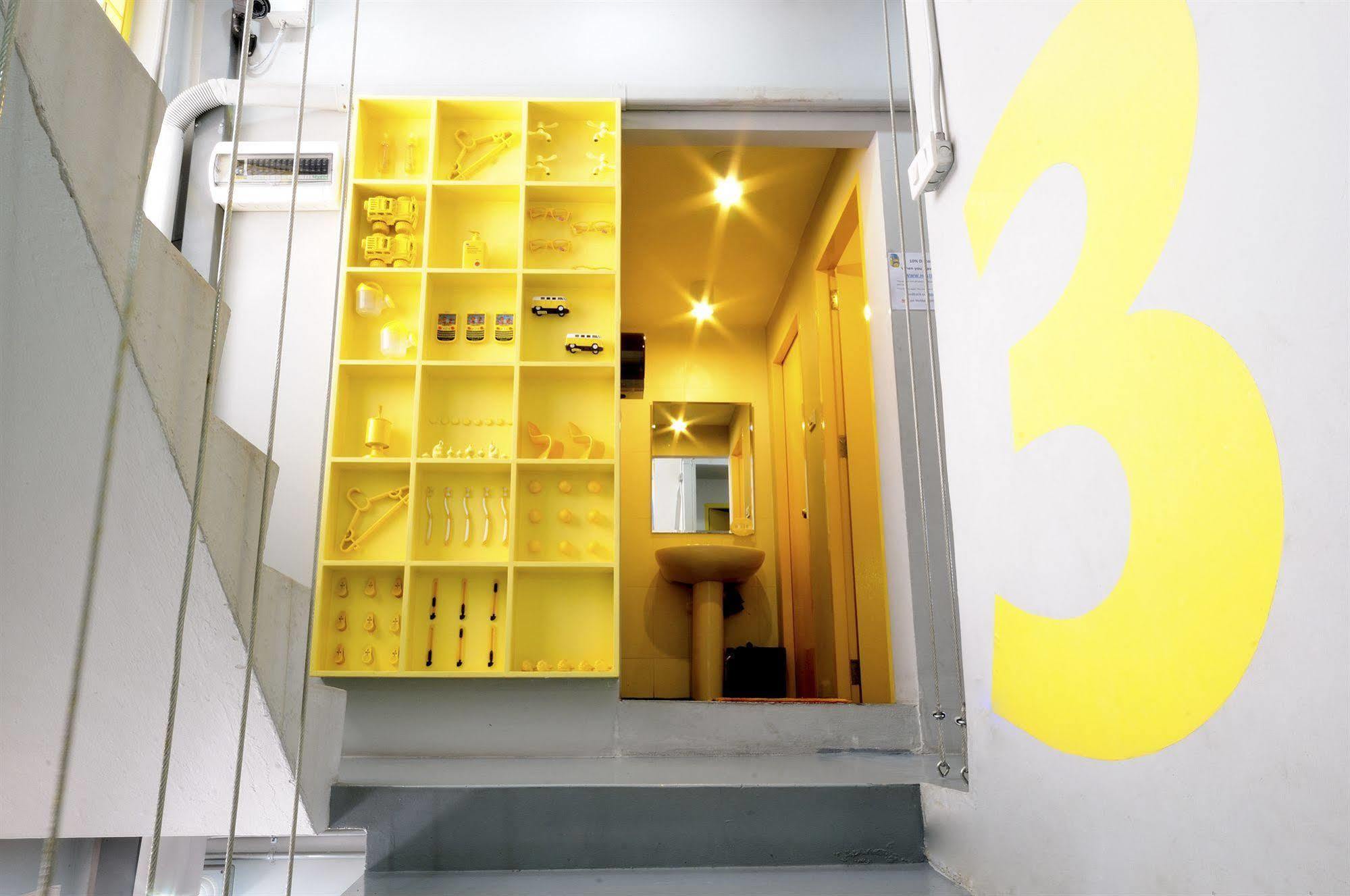 Jellybean Ezy Hostel Sathorn Μπανγκόκ Εξωτερικό φωτογραφία