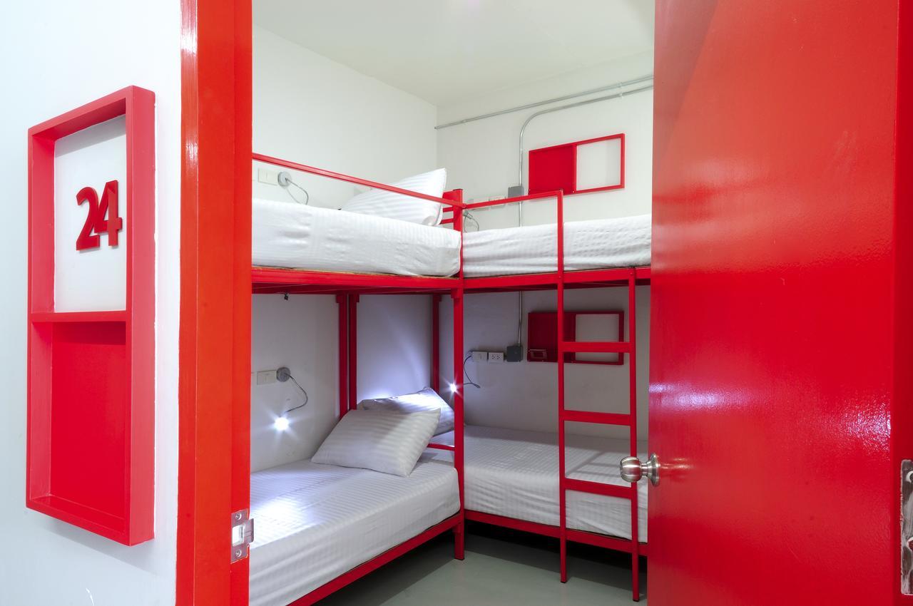 Jellybean Ezy Hostel Sathorn Μπανγκόκ Εξωτερικό φωτογραφία