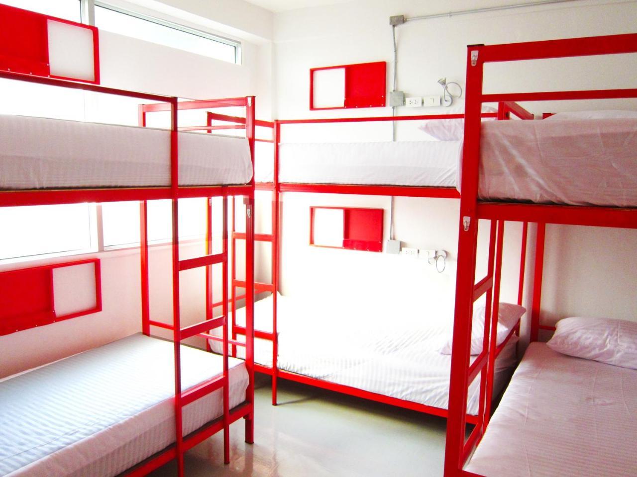 Jellybean Ezy Hostel Sathorn Μπανγκόκ Εξωτερικό φωτογραφία